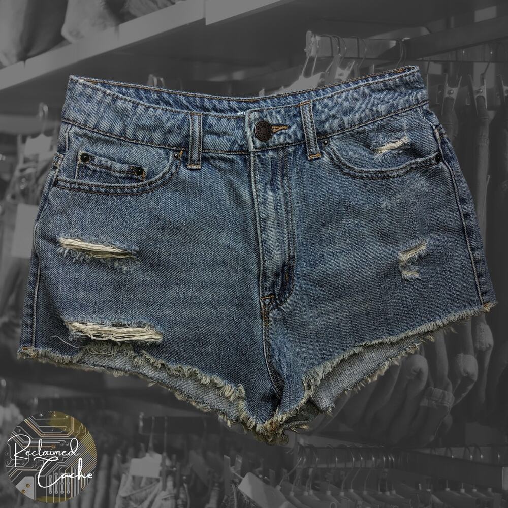 BDG High Rise Dree Cheeky Shorts - Size 28